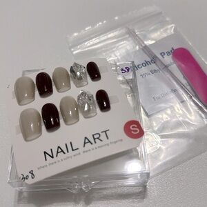 Brand New Hand Made Press on Nails # 38